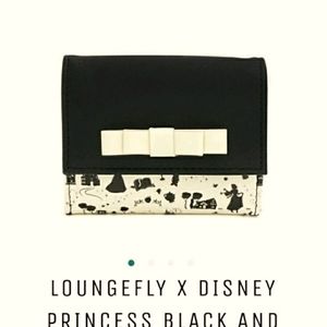 NEW Disney  Princess wallet